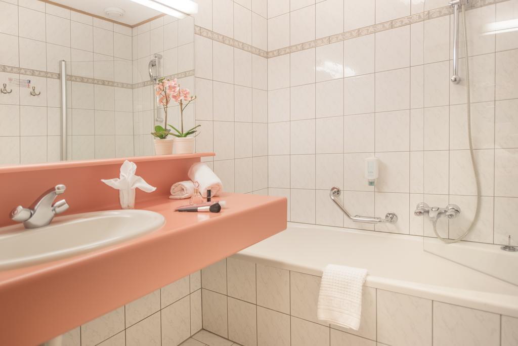 Landhotel Aelpili Gaschurn Exteriör bild