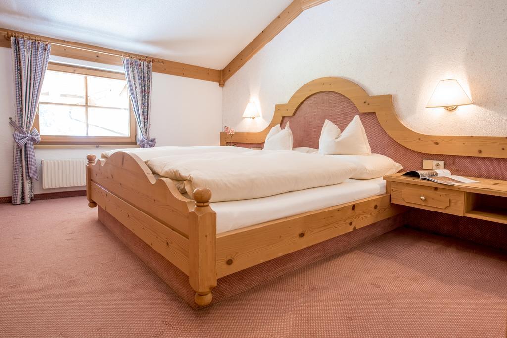 Landhotel Aelpili Gaschurn Exteriör bild